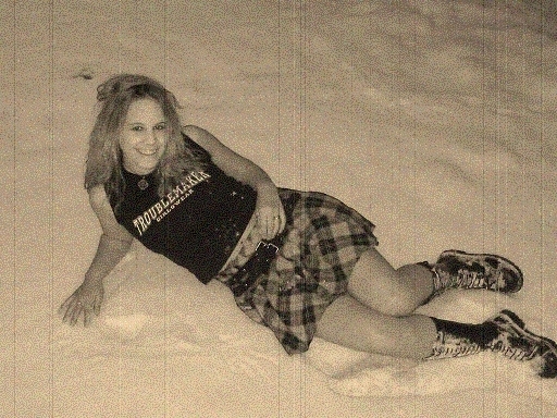 Skingirl Vanessa im Schnee