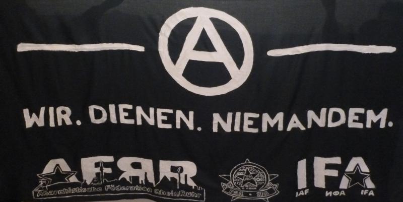 Wir. Dienen. Niemandem.