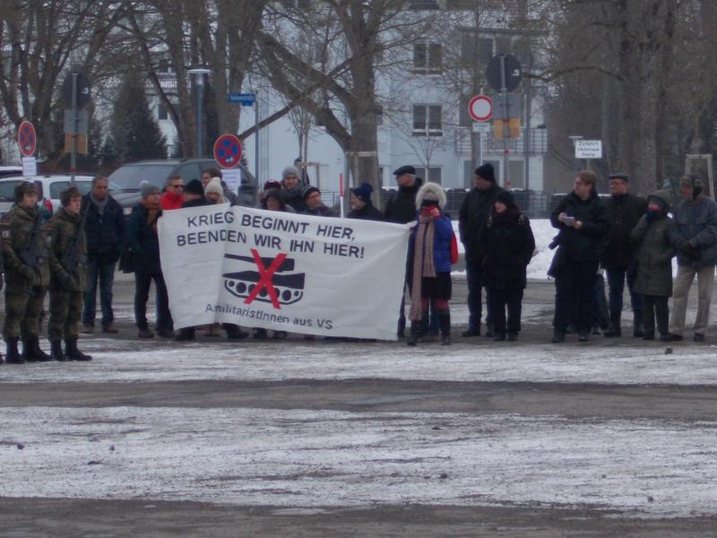 Transpiaktion bei Bundeswehrgelöbnis in Bad Dürrheim 1