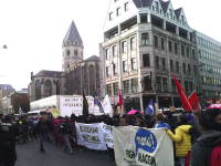 Antira Demo gegen HoGeSa und Kögida 1