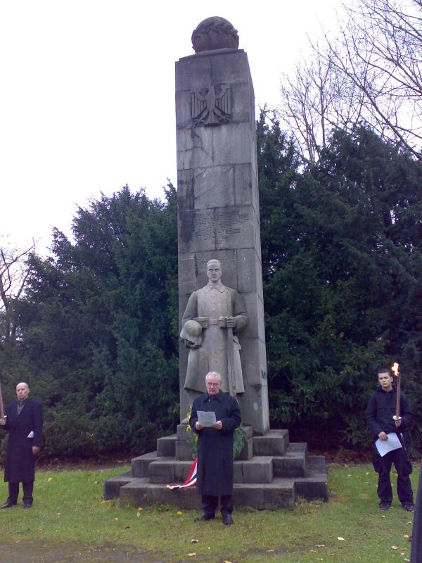 LA-Ehrenmal Volkstrauertag 2009