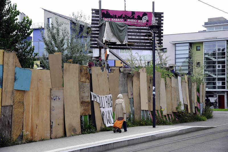 Die Besetzer machen die Schotten dicht: das Gelände auf dem M1-Grundstück in Vauban