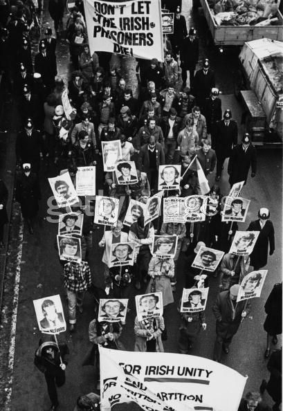 15th November 1980: Crowds in Belfast marching in support of the nationalist prisoners on hunger-strike for improved conditions at the H-Blocks of Long Kesh prison. (Photo by Alastair Indge/Central Press/Getty Images) 