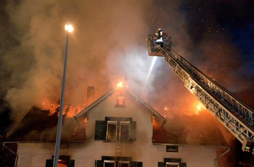 Am 24. August 2015 rückt die Feuerwehr mit 40 Mann und zehn Fahrzeugen zu einem Brand in Unterweissach aus.