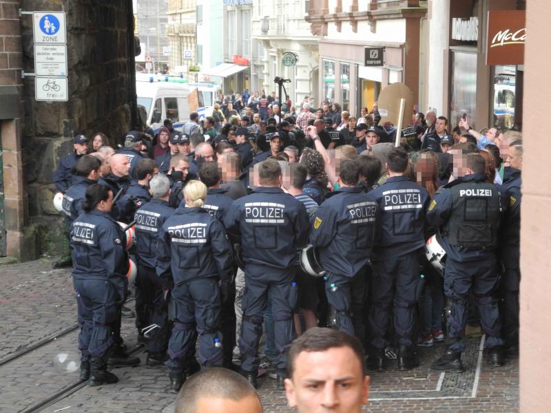 [FR] Blockade gegen Piusbruderschaft 11