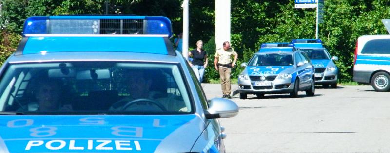 Dorfpolizei & Verstärkung