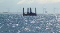 Naturparadies Ostseeküste? Bohrinsel für Probebohrungen für den Fehmarnbelttunnel 