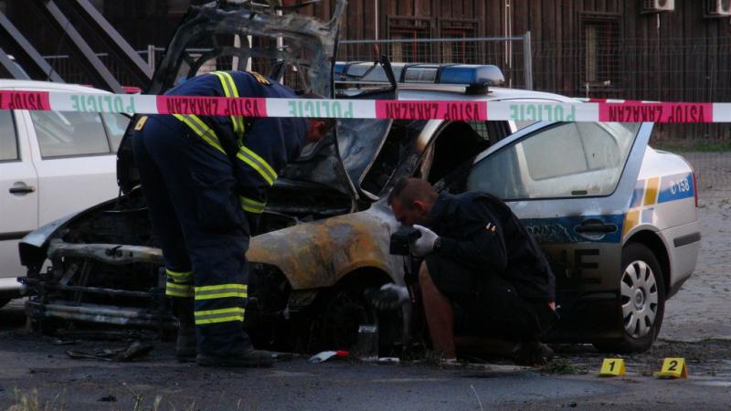 Burned Policecar, Czech