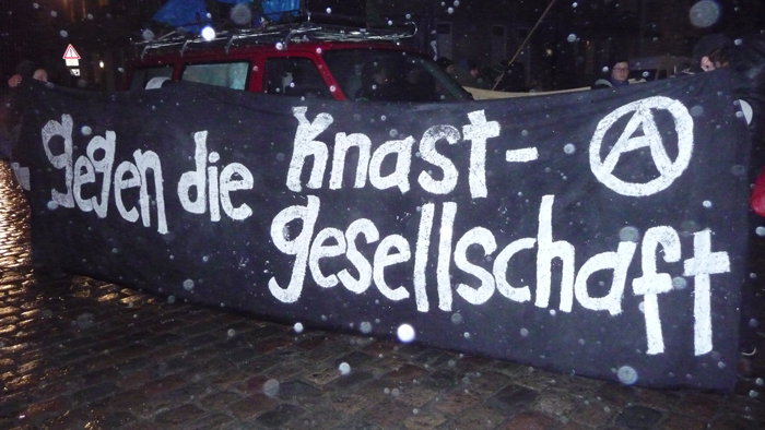 "gegen die Knastgesellschaft"