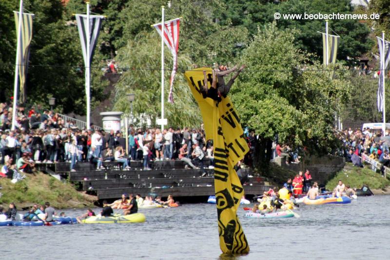 Identitäre Bewegung taucht ab 6