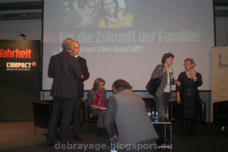 2. Compact Querfrontkonferenz (7)