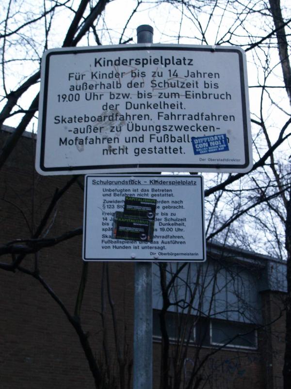 Nazipropaganda in Bochum WerneAN - Aufkleber (Foto Azzoncao)