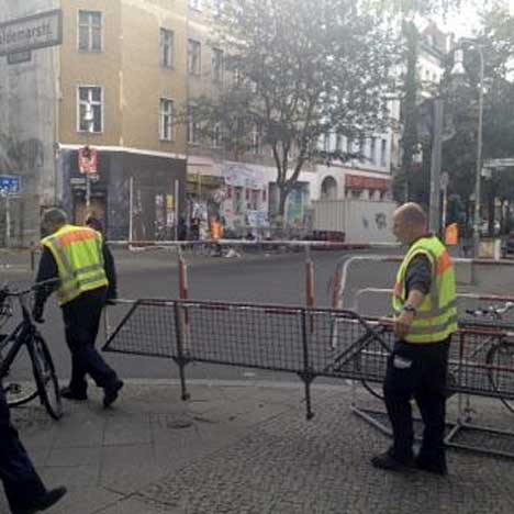 Gitter kommen und gehen, der Widerstand der bleibt bestehen...