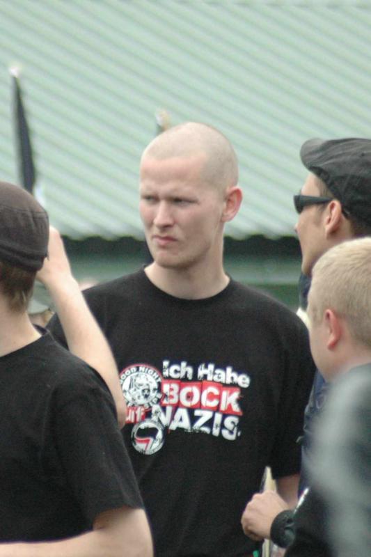 Skinheadfront Dortmund-Dorstfeld -Beulenkopf