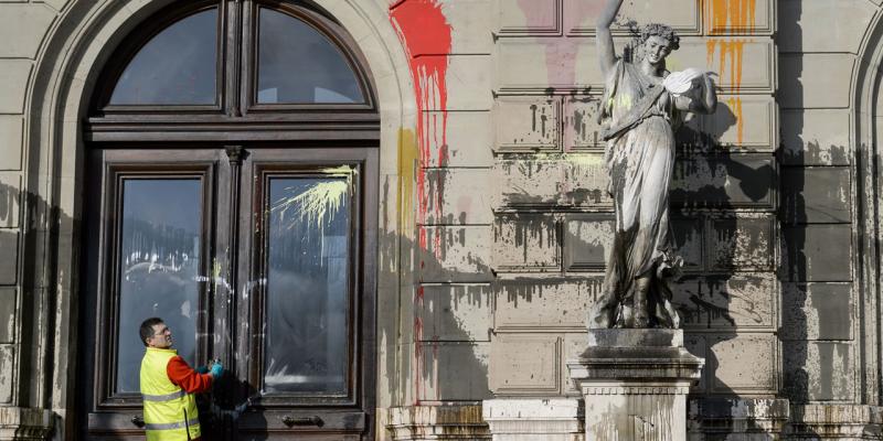 Une manifestation pour la culture degenere a Geneve