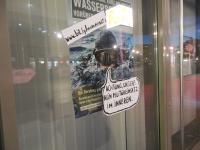 (B) Adbusting am Bundeswehrladen 1