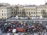 demo_bebelplatz_dpa.jpg