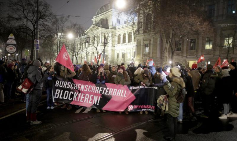  Vor allem die rechten Burschenschaften waren aber im Fokus der Demonstranten.