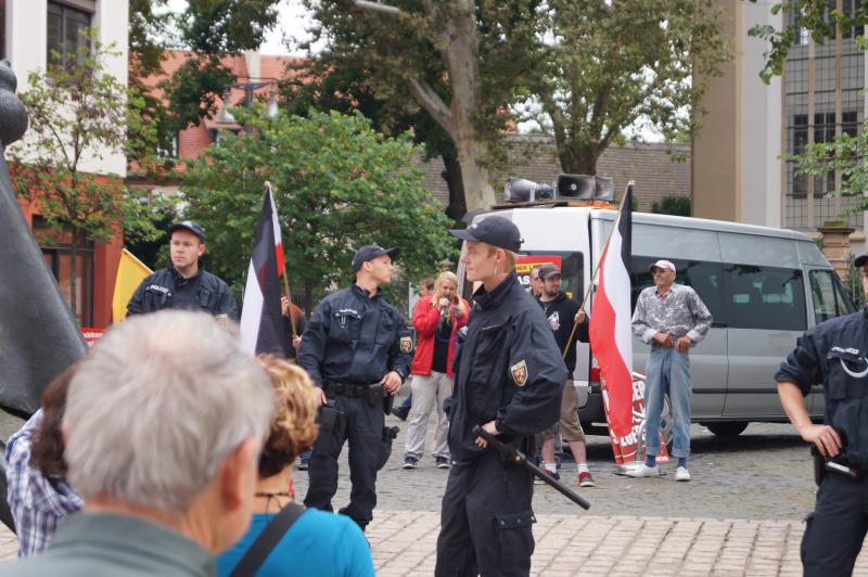 Passant_innen bekamen von Ricarda Rieflings Rede nichts mit.