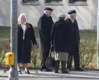 von links nach Rechts: Frau Kosiek, Herr Kosiek, Edda Schmidt, Hans Schmidt in Nürtingen