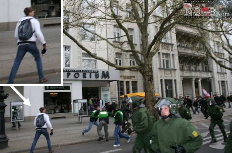 Maik Schneider auf einer spontanen Neonazi-Demonstration in Berlin-Charlottenburg am 01.05.2012