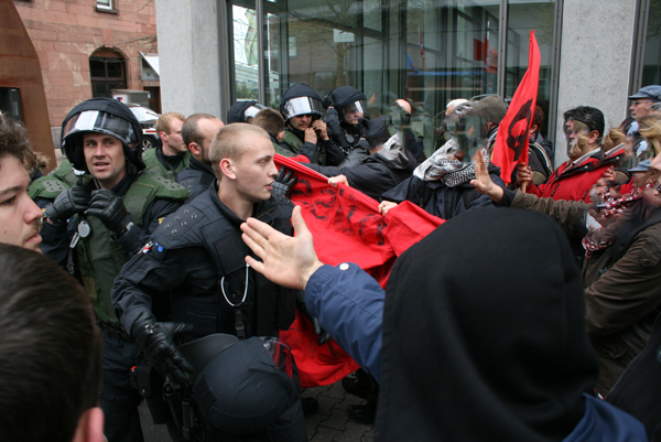 1. Mai 2013, IAB, 7