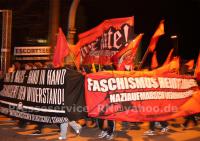 300 Menschen auf Vorabenddemo 2013