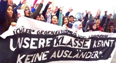 Schülerdemo: Unsere Klasse kennt keine Ausländer*