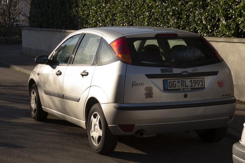 Auto von Nazi Laura Rupp, Ellenriederstraße 26, 77799 Ortenberg: silberneren Ford Focus, OG-RL 1991