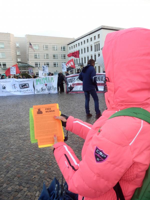 FREE MUMIA rally - US Embassy Berlin