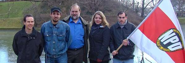 NPD-Vorstand Kreisverband Kiel-Plön 2008: V.l. Jens Lütke, Christian Rausch, Hermann Gutsche, Katharina Schubert und Roland Fischer