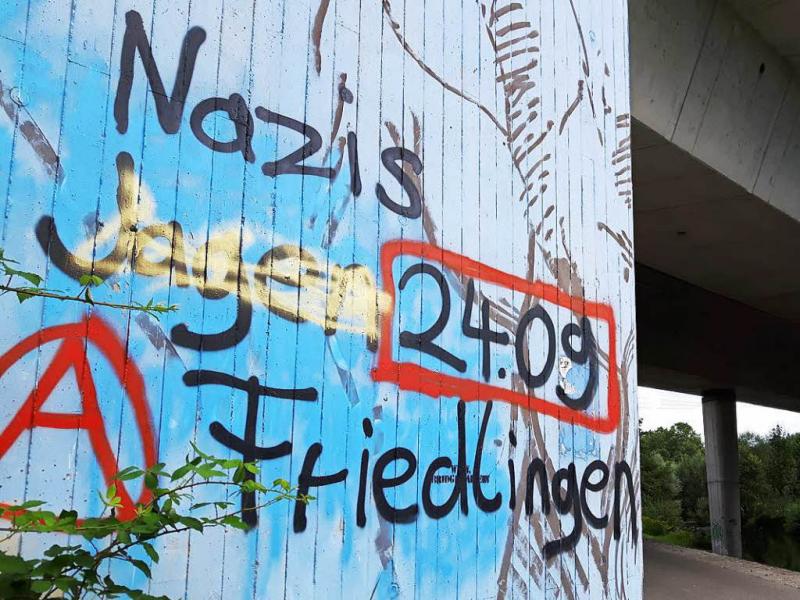 Gegen die Demo hat sich Widerstand gebildet. Foto: Maja Tolsdorf