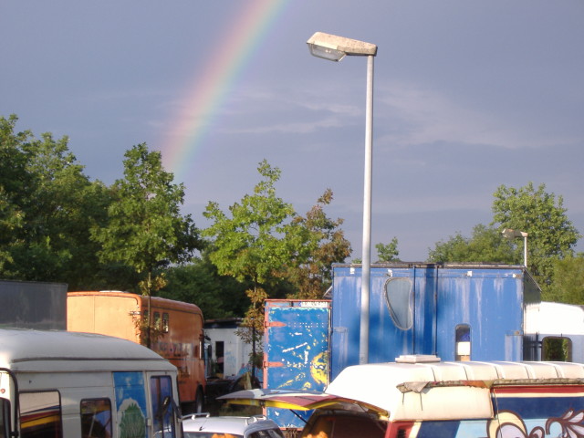 2005 Regenbogen am OBI