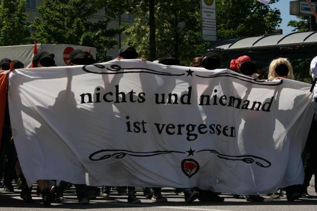 nichts-und-niemand-ist-vergessen-2.jpg