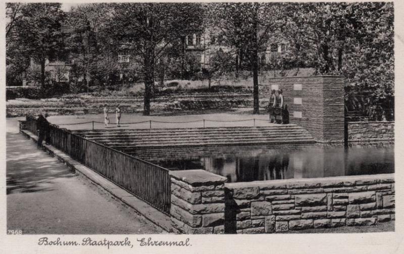 Bochum, Kriegerdenkmal am Stadtpark I