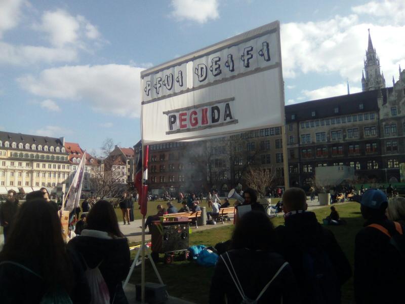 #PfuiDeifiPegida