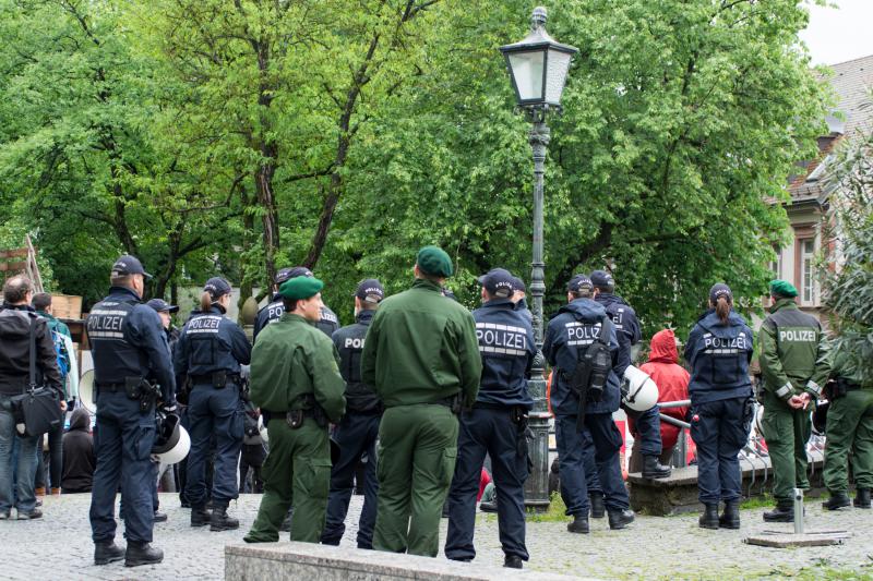 Bullenärsche auf dem Augustinerplatz