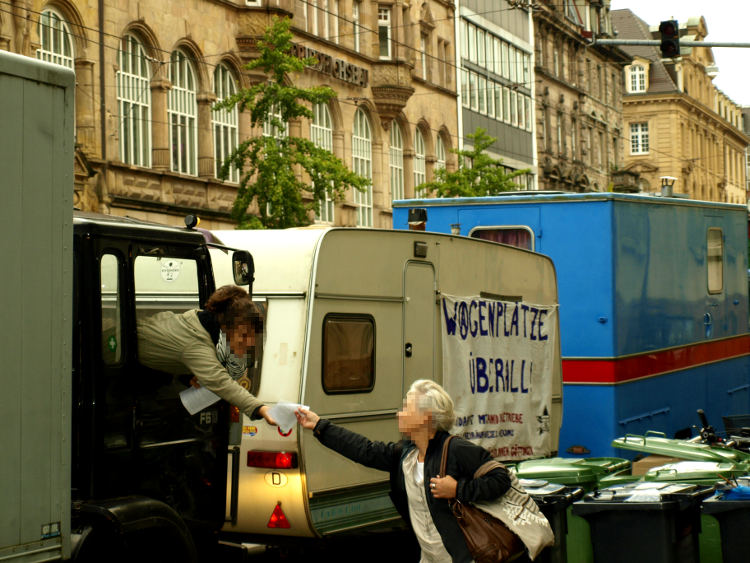 Die Wagen sind Frei!