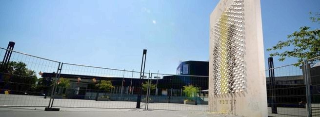 Das Shoah-Denkmal auf dem Willi-Pohlmann-Platz in Herne ist wieder beschädigt worden. Zuletzt wurdees mit Farbbeuteln beschmissen - jetzt wurden Okulare beschädigt.Foto: Michael Korte