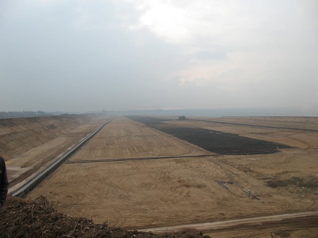 Ein kleiner Ausschnitt des größten Lochs Europas: der Tagebau Hambach