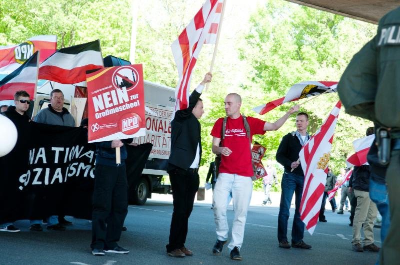 01.05.2011 Bremen - Mühlnickel in rot