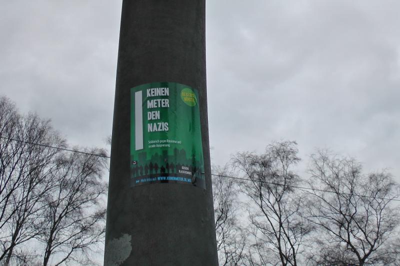 Plakatieraktion gegen Naziaufmarsch in Münster 