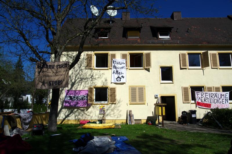 Johann-Sebastian-Bach-Straße in Freiburg-Herdern