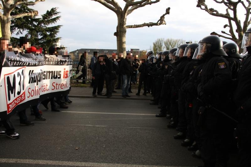 Demo wird zum letzten mal aufgehalten