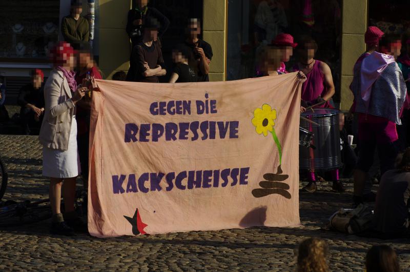 Banner gegen Repression