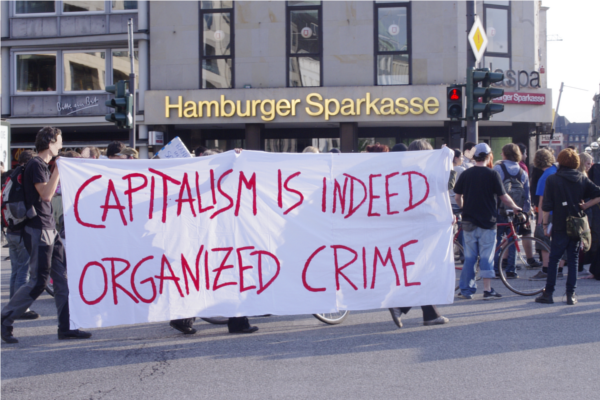 Seitentranspi: "capitalism is indeed organized crime"
