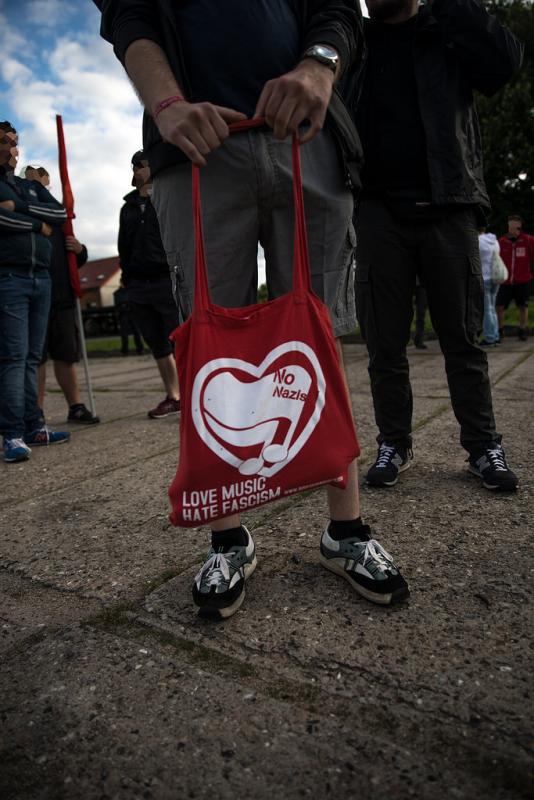 [HRO] Freiheit für Flitzie - Kundgebung vor JVA Bützow! 5